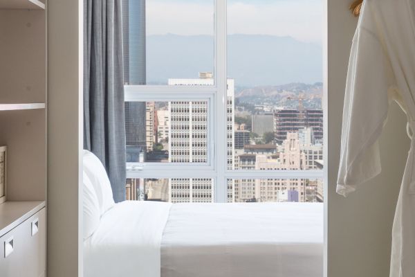 Hotel Level Furnished Living (Los Angeles)